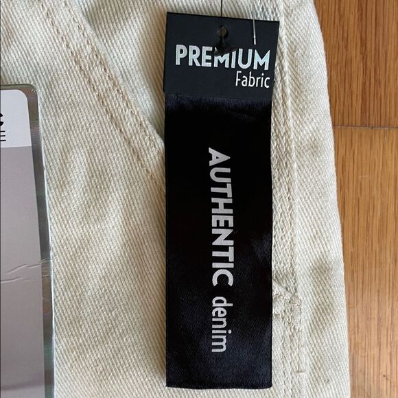 Trendy Cream Women's Cropped Pants - Picture 7 of 9